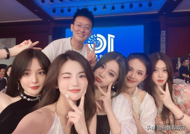 YY文儿十周年庆,高标准宴请400位粉丝,平台多渠道同步直播