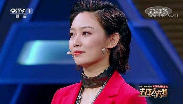 央视主持人李七月失去竞争力，是个人选择还是行业使然？