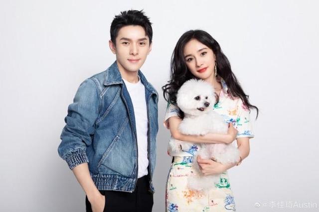 要求示范“口活吸果冻”,杨幂直播遭网红性骚扰,李佳琦火速道歉