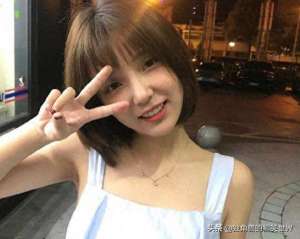 女主播月月王(“真以为女主播们冰清玉洁？”小米粥自爆私事，神豪们心态爆炸)