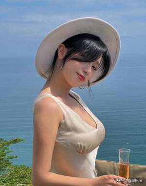 深圳直播港澳台女主播(深圳卫视那些惊艳了时光的美女主播们)