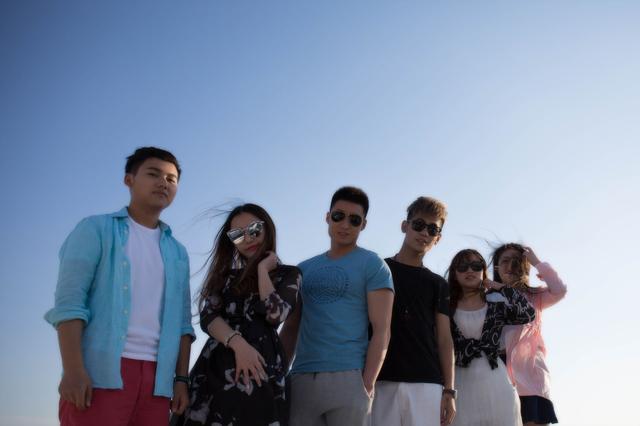 某直播平台主播逃离33天 “床”照不自觉流出