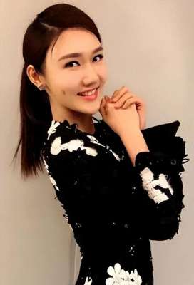 女主播芦苇(33岁央视主播龙洋：曾曝是“月光族”，单身原因是择偶标准太高？)