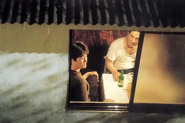 《春逝》录音师尚优与主播恩秀春恋，信心缺失致爱成殇