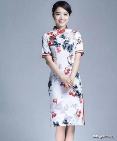 LOL各赛区女主持,芙蓉不及美人妆,水殿风来珠翠香