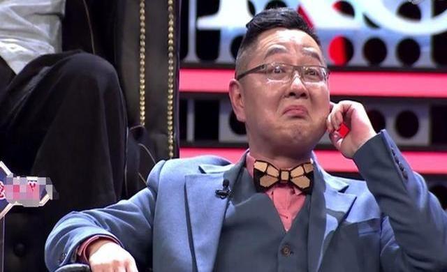 曾经的央视门面，怼天怼地后断送主持生涯，现在网综“混口饭吃”