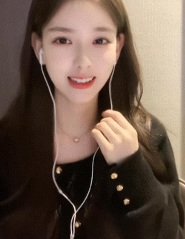 王思聪跪舔4年都没舔到的女网红孙一宁，究竟是何方神圣？