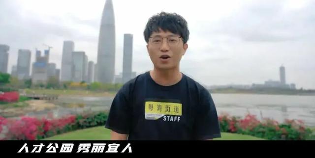 好听！李云迪与初中生百万up主宣宣破壁合作 整条街都沸腾了