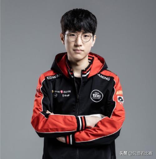 爆料！Ray直播怒斥：EDG和我签了奴隶合约！并且对我并不好