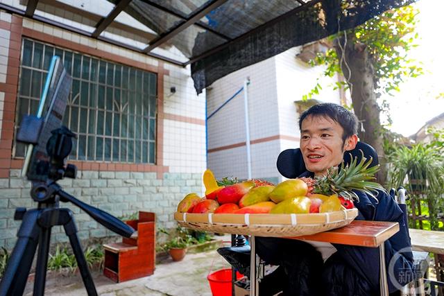 从“只能活20岁”到快“奔四”坐拥30W粉丝：励志人生无限可能