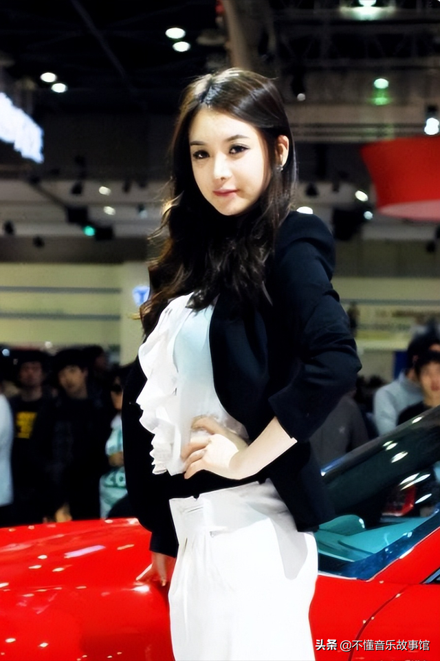 韩国十大最美车模,妖娆身姿、精致脸蛋、迷人气质