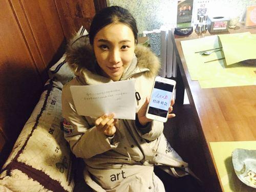 人民日报独家对话“清华学霸女主播”，揭秘网红直播残酷真相