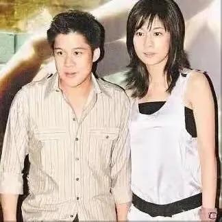 郭晶晶看了霍启刚情史，恐怕都想离婚了，这霍启刚年轻时真不安分