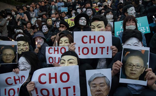 “暴走夫人”李明姬：年近70依旧霸凌员工，全民控诉被指22次施暴