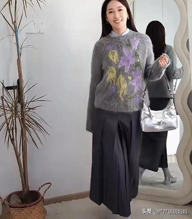 YOYO，一位阳光貌美主播，曾是宇辉最好的搭档，如今物是人非！