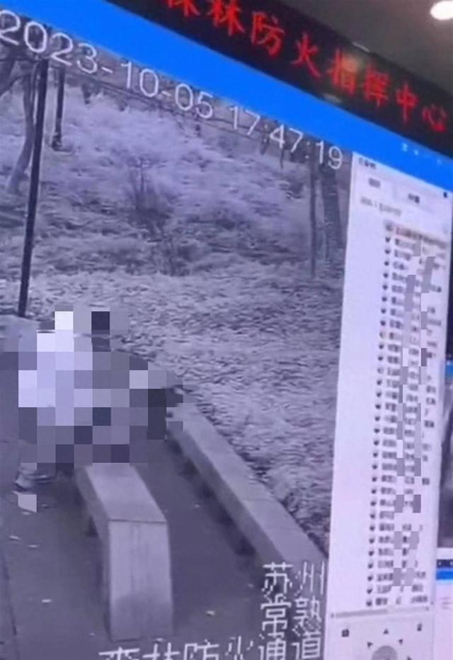 前有两干部直播，后有户外男女野战，还带实时解说的，音画同步！