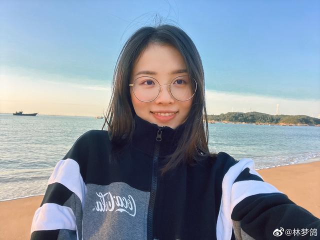 足球女主播哪家强,央视马凡舒,刘语熙,杨茗茗最强三叉戟