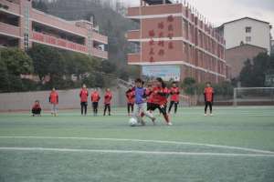 紫涵韩国女主播紫函(新春走基层｜“追风”女孩的新年新愿)