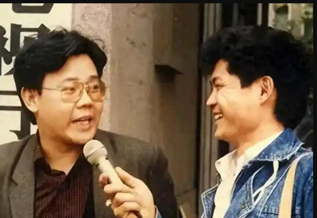 广东台主持人郑达，妻子是一名会计师，至今已恩爱近30年