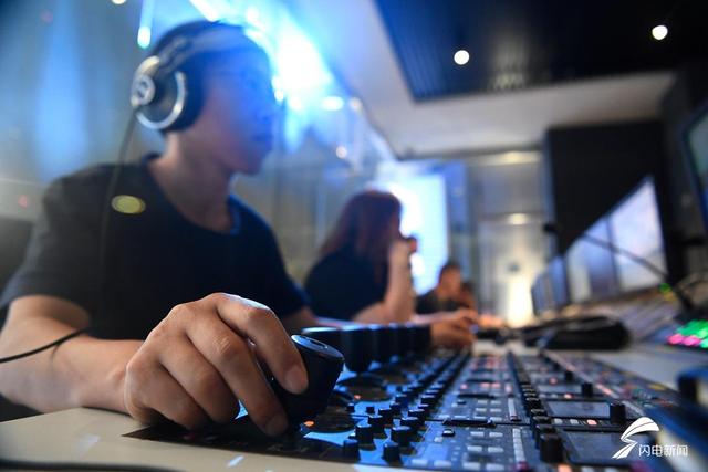 高清组图丨上新啦！山东台90后女主播带你玩转《好看时间》