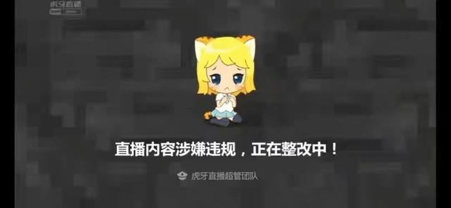 张德美散发搞笑魅力！与男私教直播练臀，放松动作堪比双人摔跤？