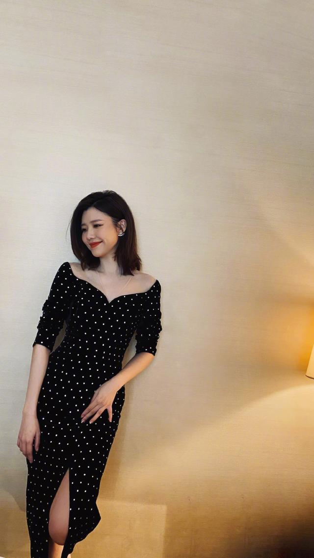 足球女主播哪家强,央视马凡舒,刘语熙,杨茗茗最强三叉戟