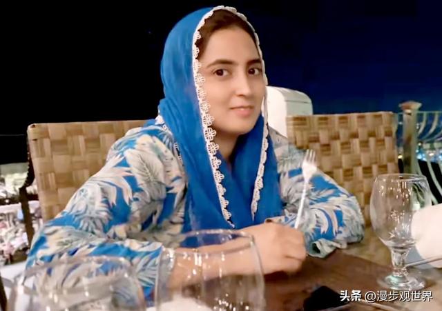 巴铁女孩为什么叫铁锤?小宋直播告诉实情,想和他做连襟的看过来