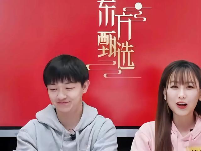 楠楠,一位暖心的幕后导演,吃了她的酸菜饺子的花瓶却没带走她。