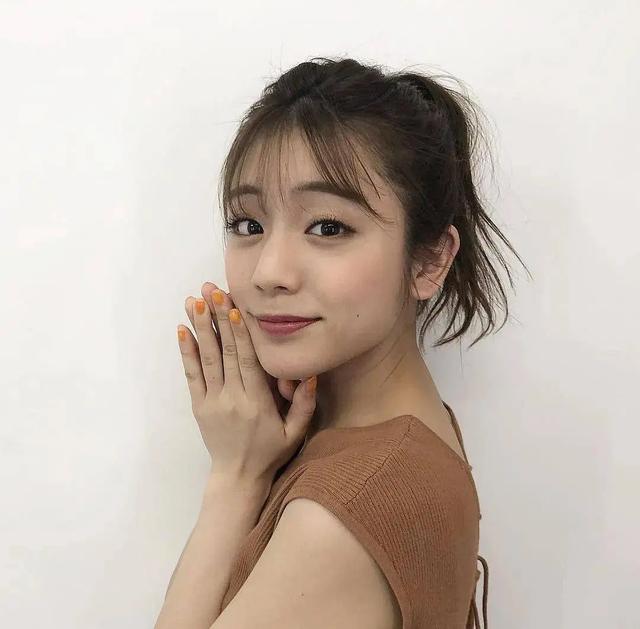 日本美女天气主播——贵岛明日香，深度专访