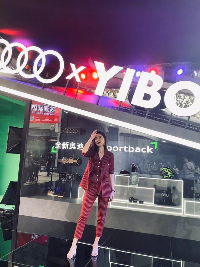 足球女主播哪家强,央视马凡舒,刘语熙,杨茗茗最强三叉戟