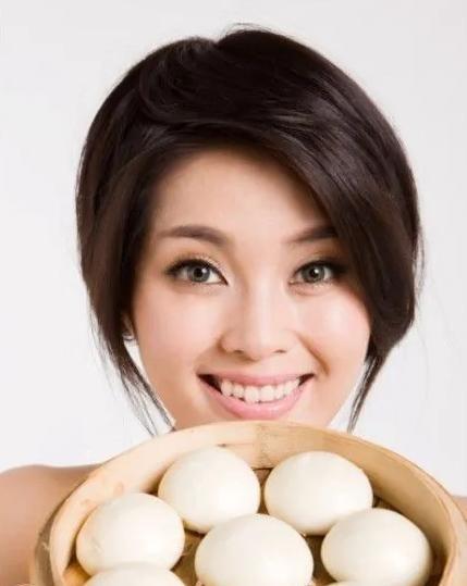 深圳电视台15位美女主持人风采一览，个个高雅、优美、迷人