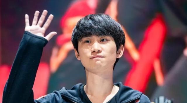 打破年龄魔咒，LPL最高龄选手Doinb成为本周最佳选手冲上热搜