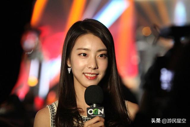 LOL各赛区女主持,芙蓉不及美人妆,水殿风来珠翠香