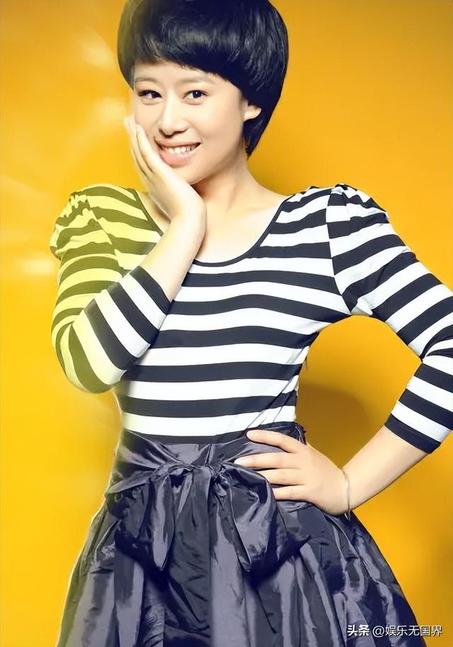 云南电视台12位美女主持人，崔爽‌是最美新闻女主播