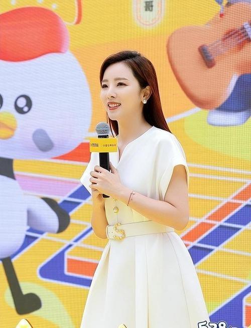 央视10大美女主持人,来自全国各省,一个比一个漂亮