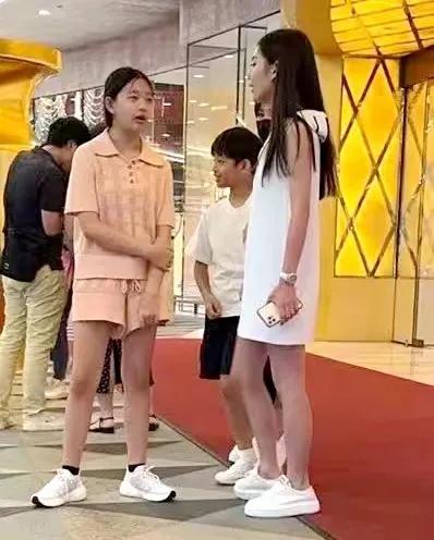 小杨阿姨工作转移北京，愤怒发声怼黑粉，具俊晔放弃遗产原因曝光