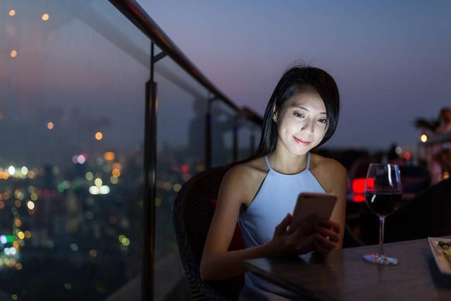 韩国大量进口，中国丝袜，情趣用品！韩国主播背靠中国，经济翻倍