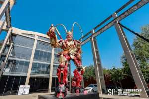 韩国女主播艺瑾全集(赛博朋克的艺术秀场闵行这里端午不放假丨“艺游”未尽)