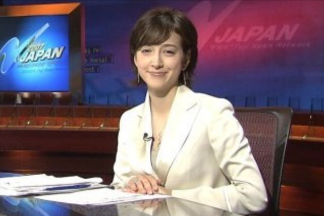 41岁日本最美女主播,高嫁前首相儿子,可小3岁花心丈夫频频出轨