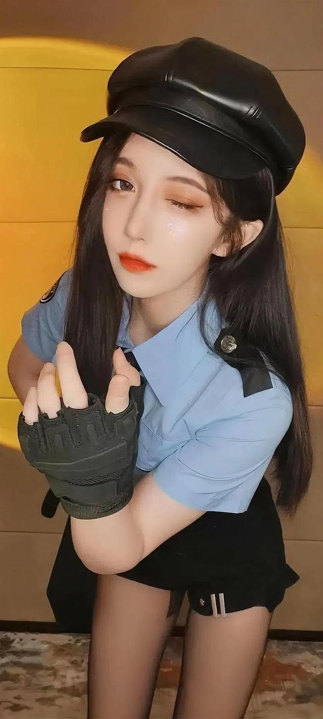 美女主播性感写真壁纸——呆妹儿