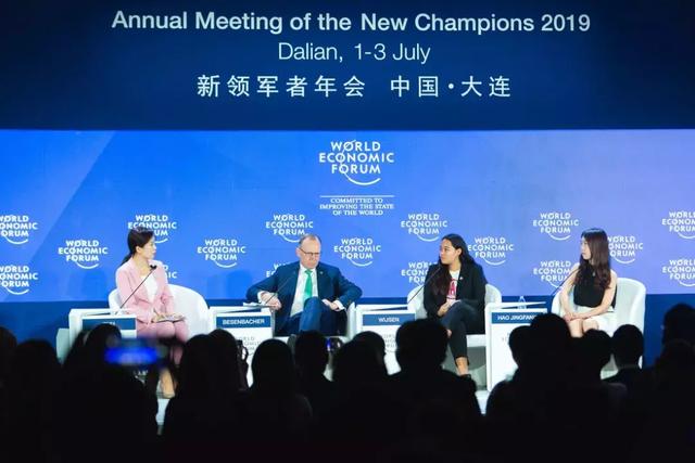 有颜值有实力！这位凤凰女主播是咱大连人