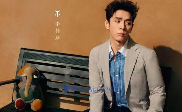 中国享受互联网发展红利的十大网红!1、疯狂小杨哥,2、辛巴