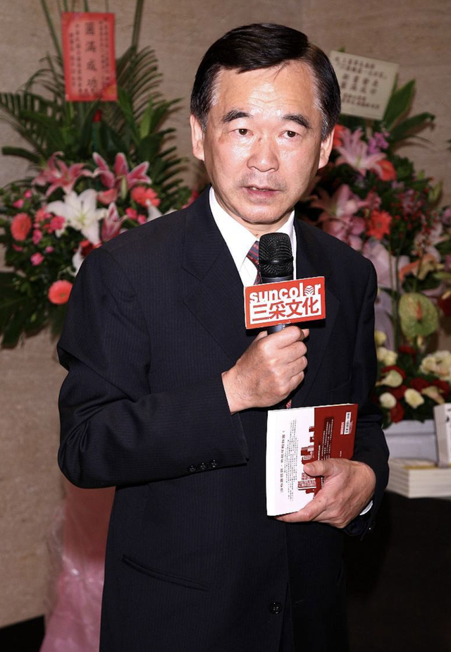 78岁富商王应杰新婚期接噩耗，长子运动猝死，无奈喜事后办丧事