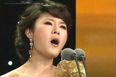 罗菲：曾是美女歌唱家，却沦为“大老虎”情妇，最终结局怎么样了