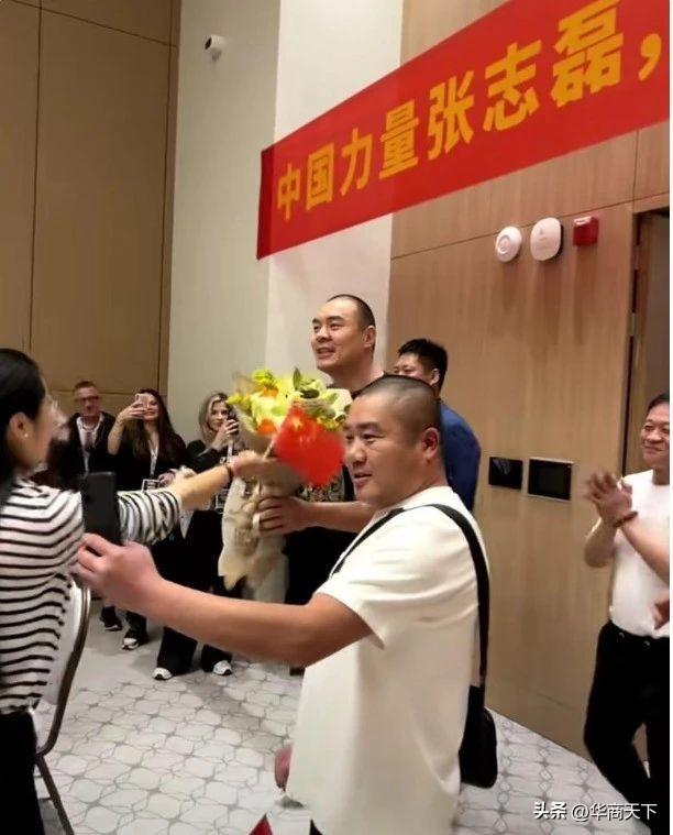 武林风前主持人郭大嘴职业病犯了,扬言张志磊打假拳,被骂真下作