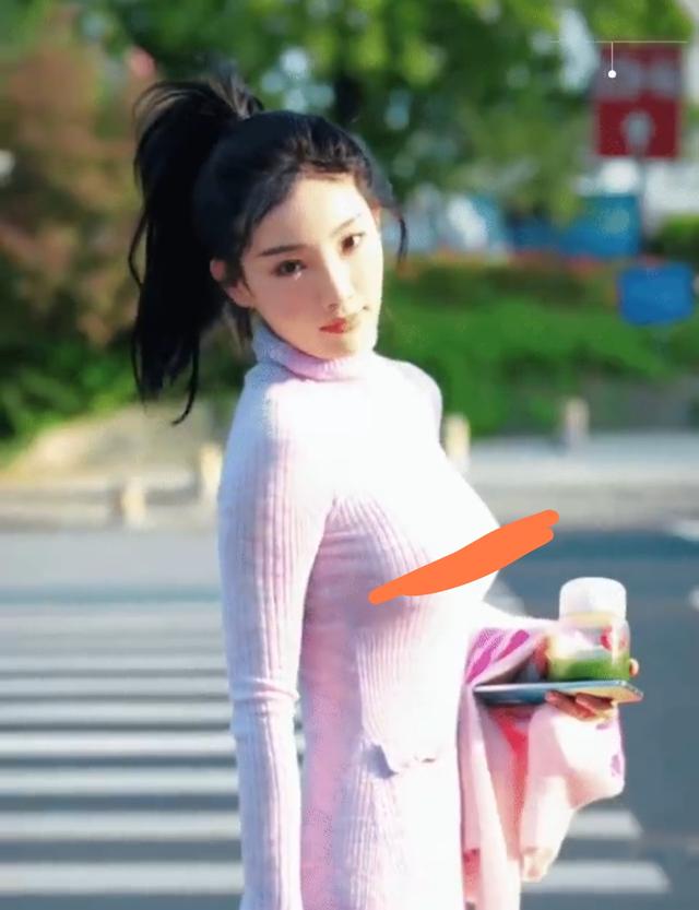 主持人马卉直播不雅照后续,大尺度日常照片被扒,已永久封禁直播