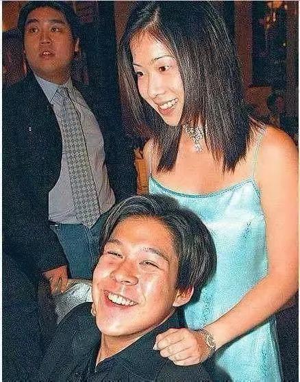 郭晶晶看了霍启刚情史，恐怕都想离婚了，这霍启刚年轻时真不安分