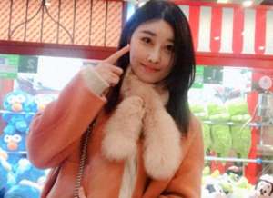 女主播银河(斗鱼绝地求生女主播直播出事故，摄像头被打翻，意外露出代打行为)