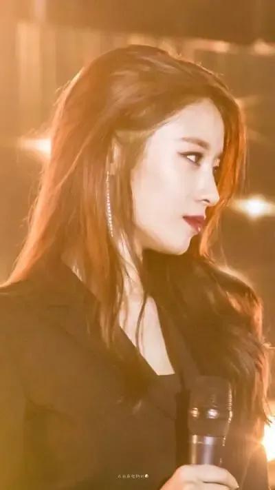 韩国女团T_ara朴智妍