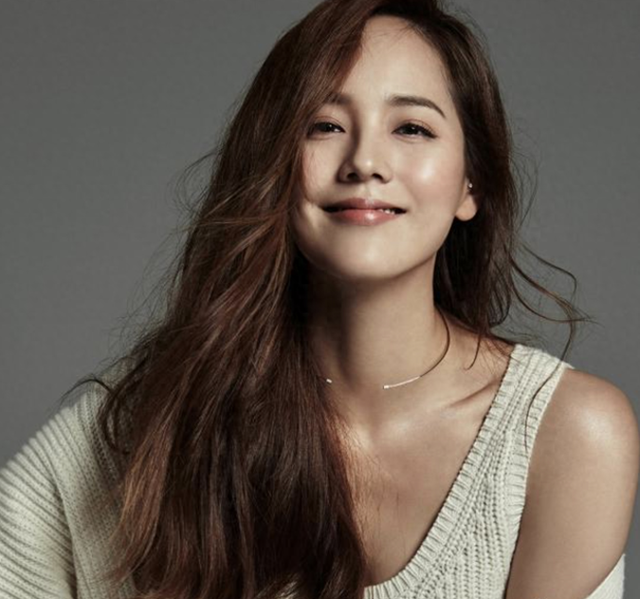 因出演角色太颠覆，导致女儿被孤立，却不知其本人经历更戏剧化